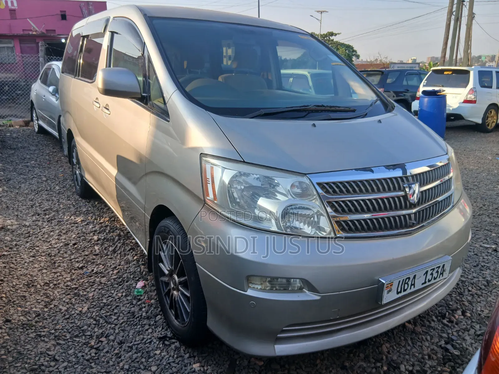 Toyota Alphard 2008 Gold