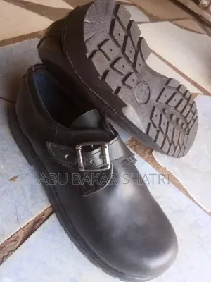 Shoe for Men and Women