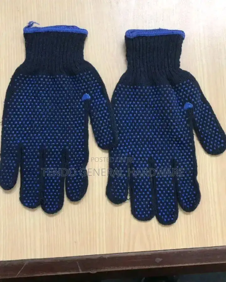 Dotted Gloves