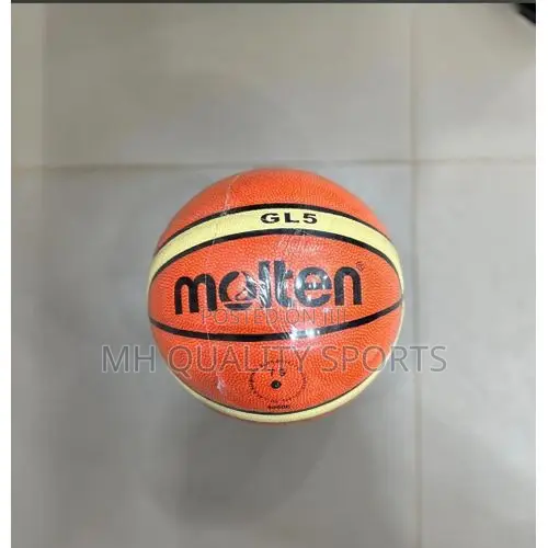 Molten Basket Ball
