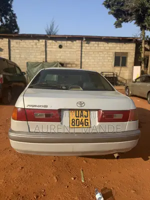 Toyota Premio 2002 Silver