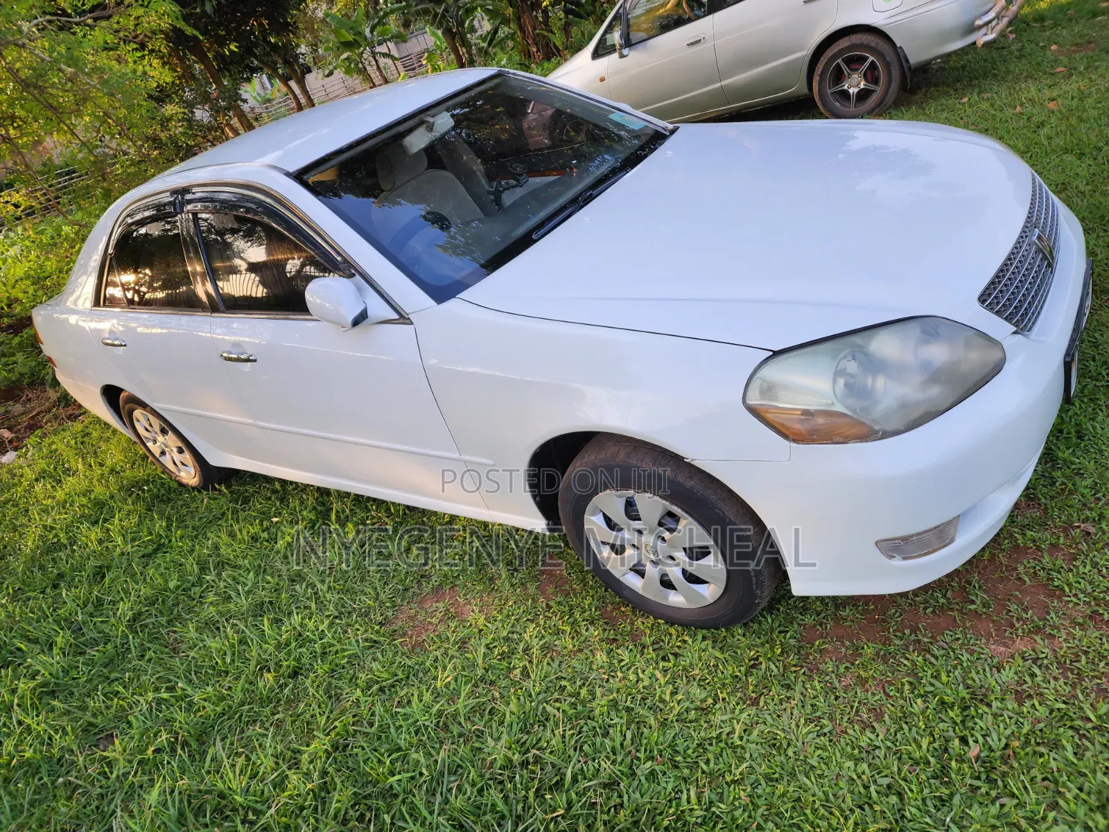 Toyota Mark II 2004 Pearl