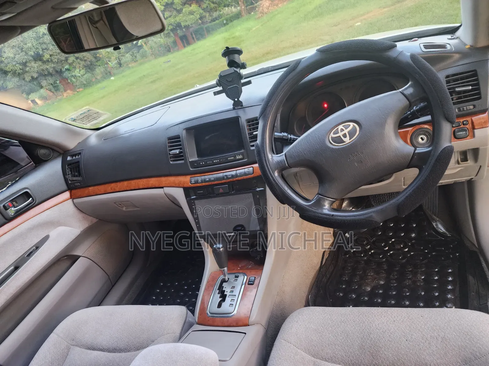 Toyota Mark II 2004 Pearl