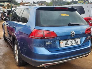 Volkswagen Golf 2012 Blue