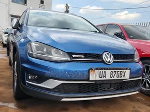 Volkswagen Golf 2012 Blue