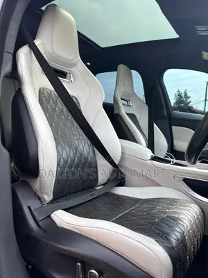 Jaguar F-Pace SVR AWD 2020 Gold