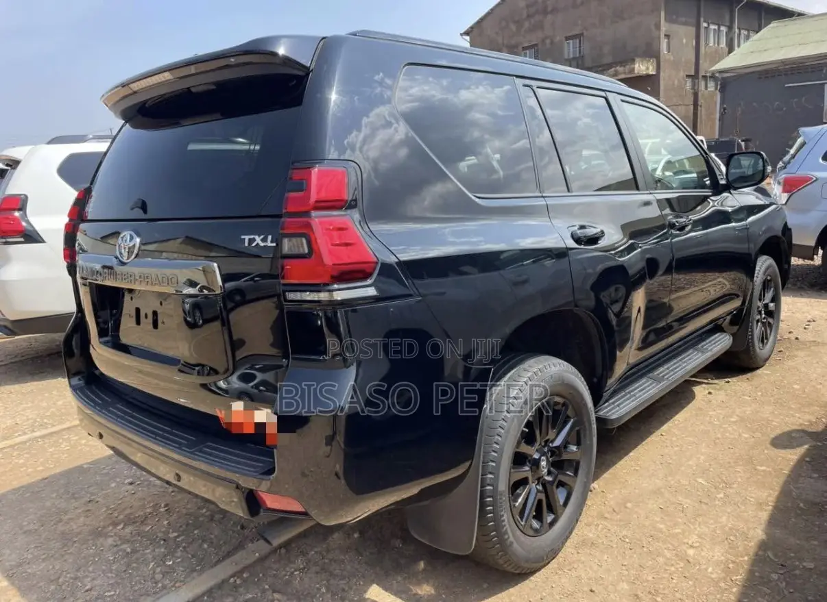 Toyota Land Cruiser Prado 2.7 2021 Black