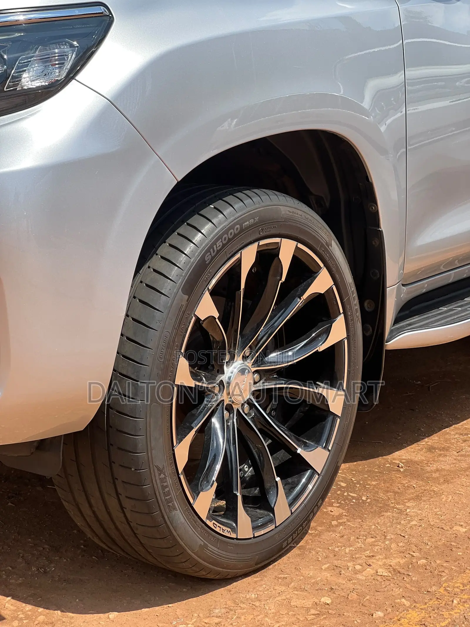 Toyota Land Cruiser Prado 2.8 2017 Silver