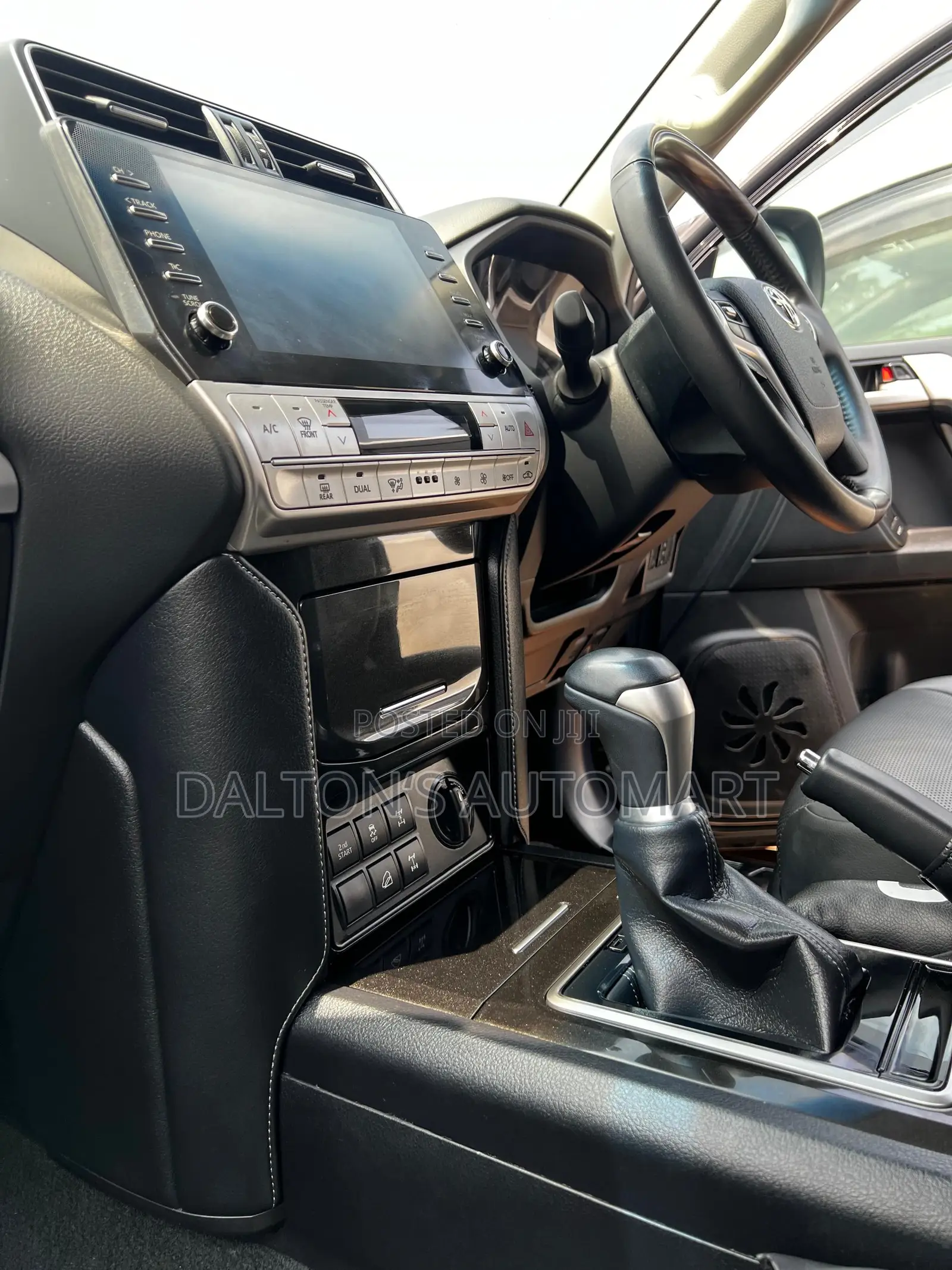Toyota Land Cruiser Prado 2.8 2021 Black