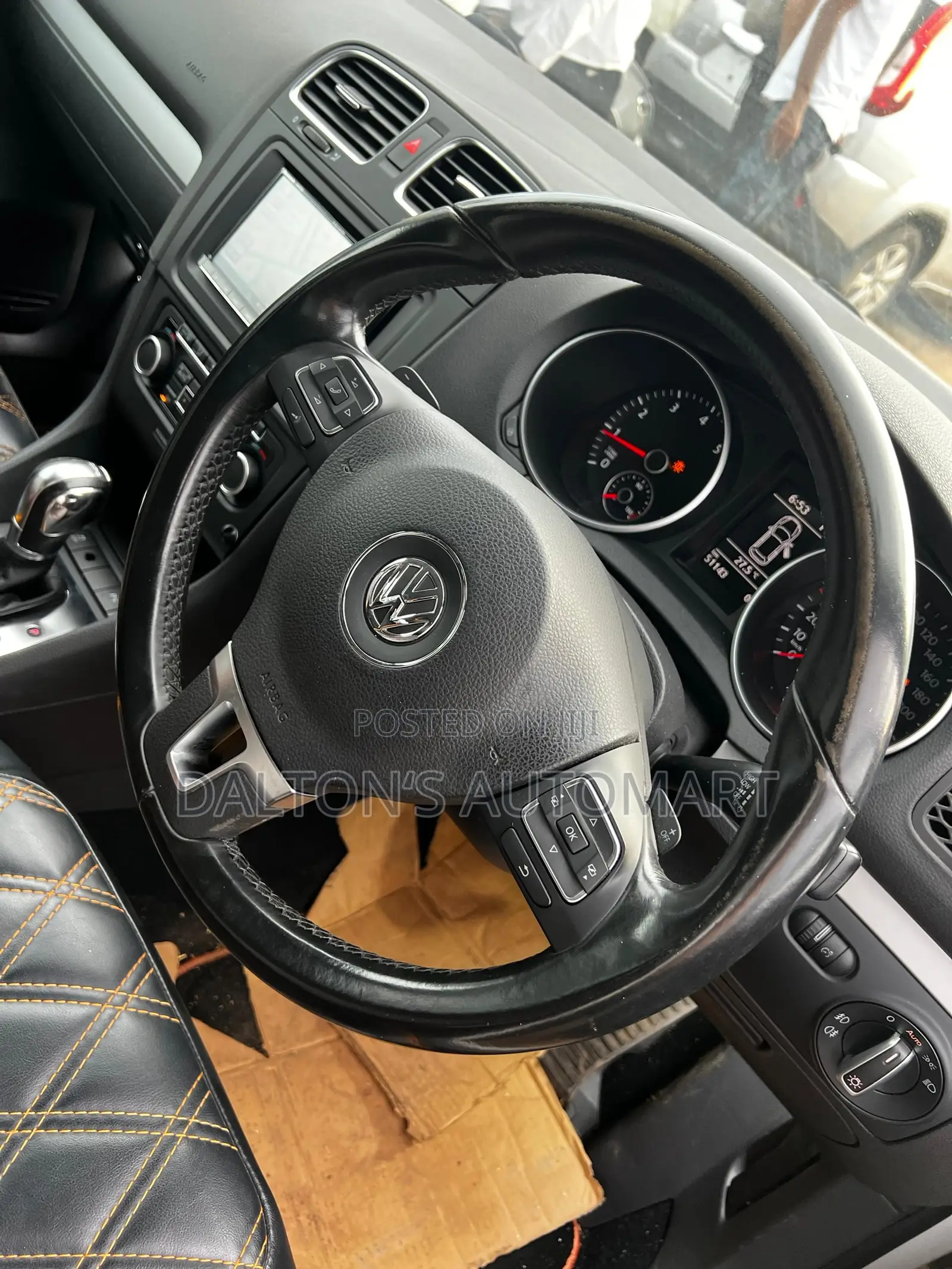 Volkswagen Golf 2.0 TDI 5 Door 2012 White
