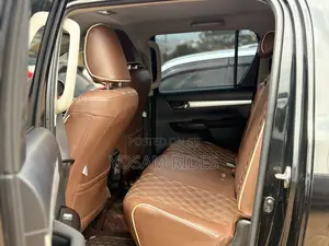 Toyota Hilux Revo Double Cab Deisel 2.8 AWD 2017 Black