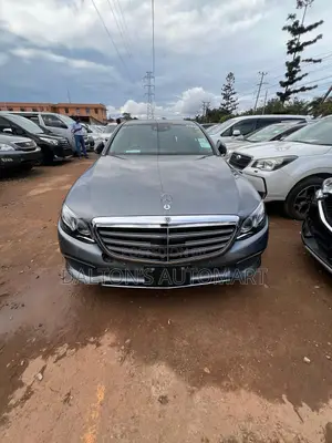 Mercedes-Benz E400 2017 Gray