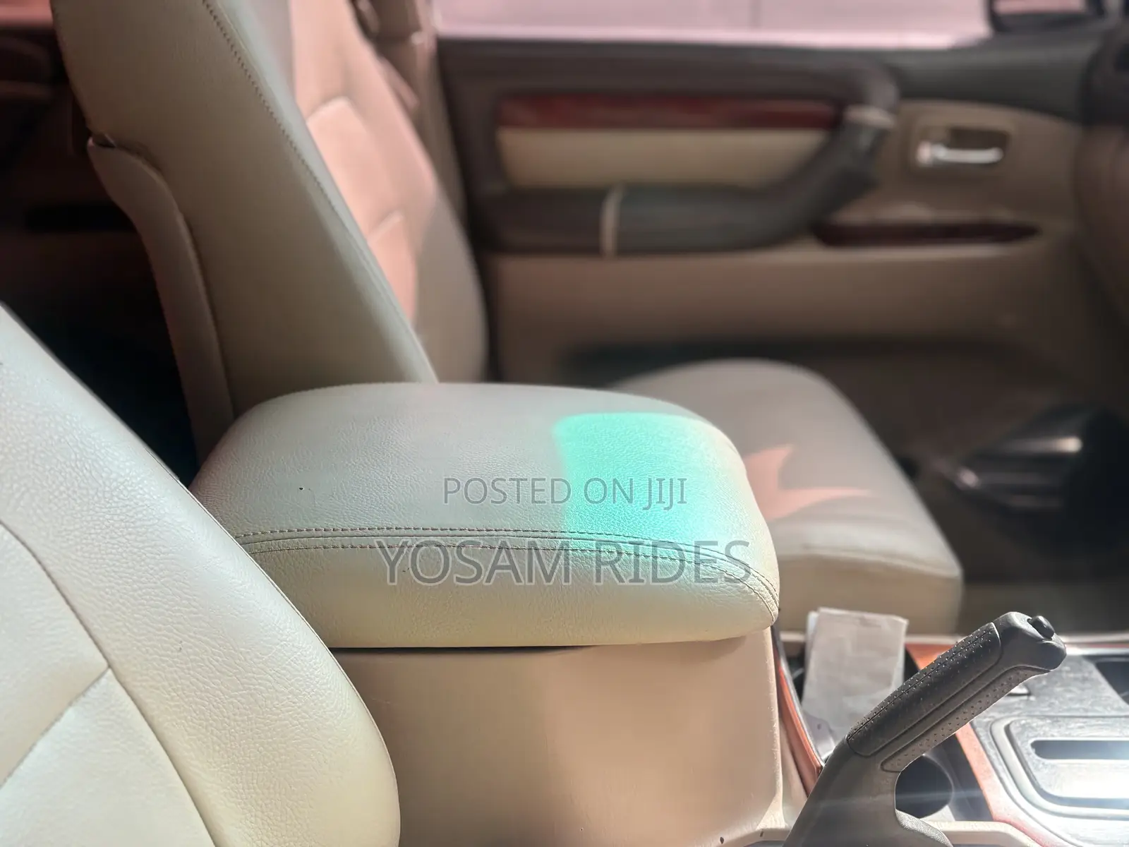 Toyota Land Cruiser Cygnus 4.7 2005 White