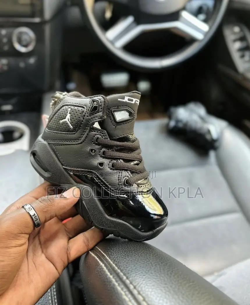 Jordan B’Loyal Triple Black Basketball Sneakers