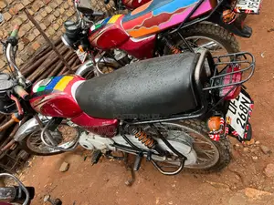 Bajaj Boxer 100 2022 Red