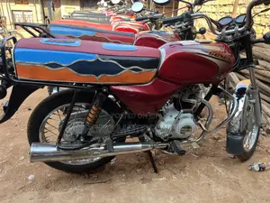 Bajaj Boxer 100 2023 Red