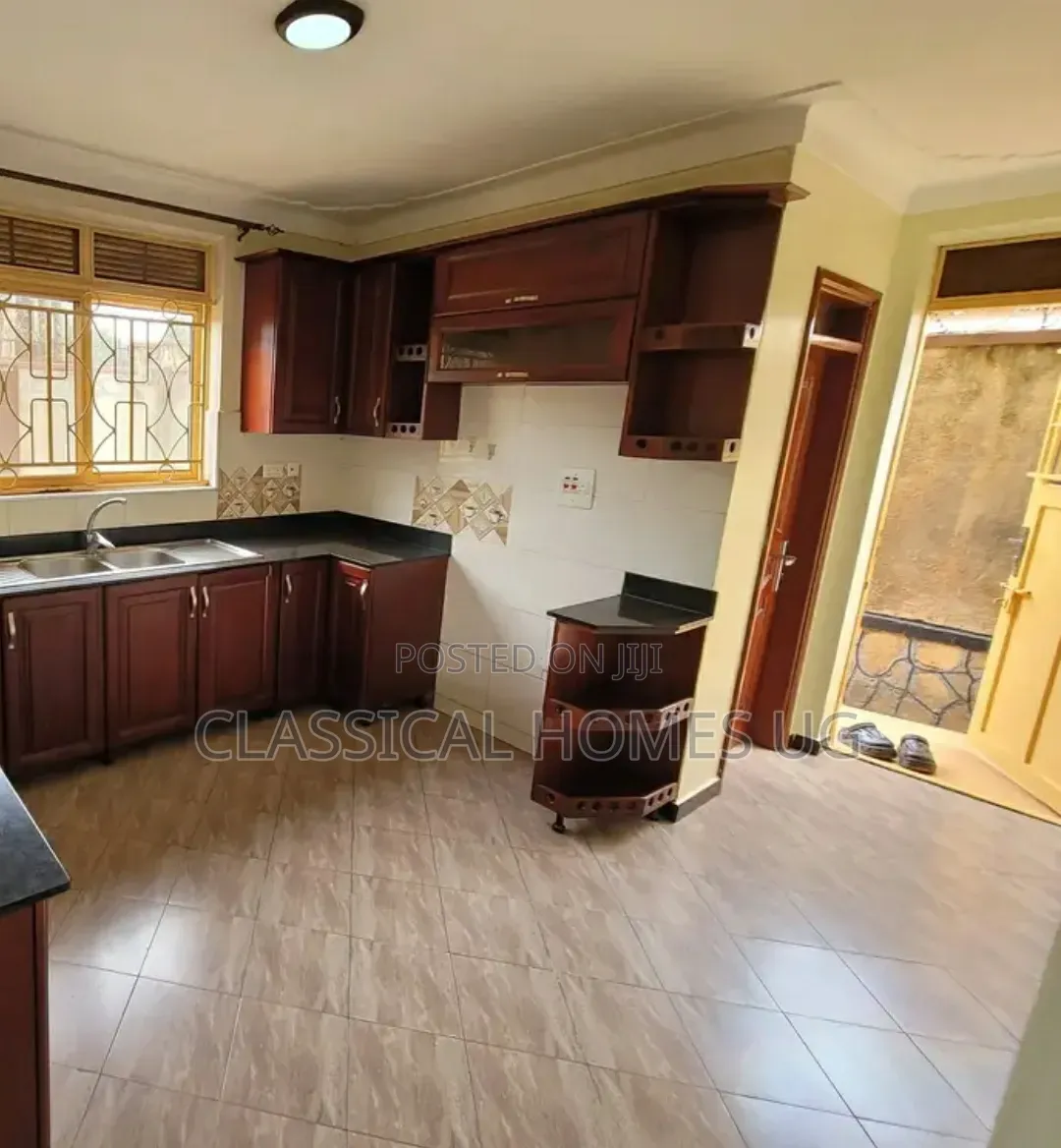 2bdrm Apartment in Bugolobi, Central Division for rent