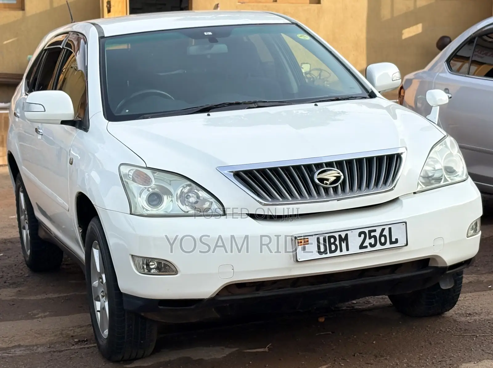 Toyota Harrier 2.4 2008 White