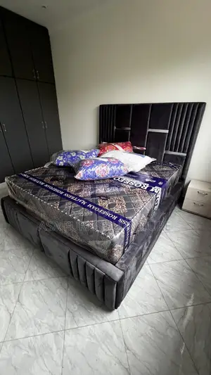 5by6 Bed and Its Bedside