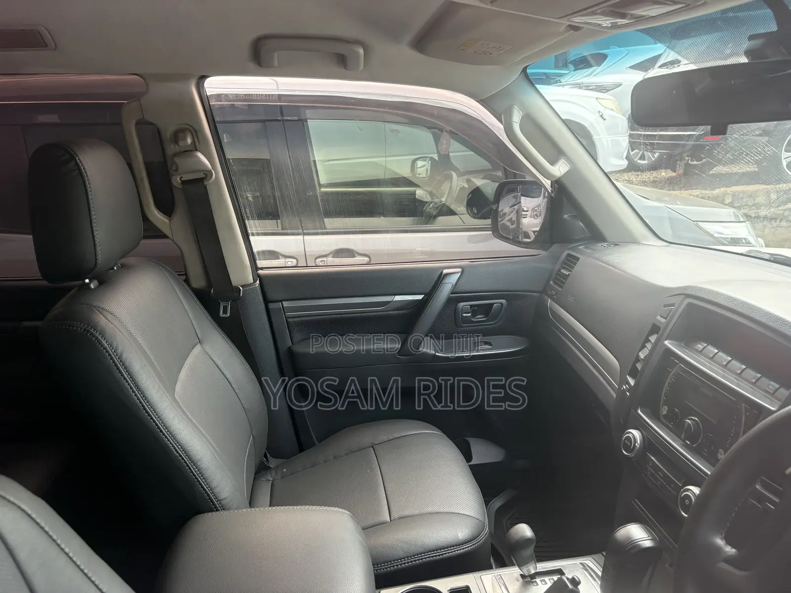 Mitsubishi Pajero 3.2 Di-Dc GLS 2011 White