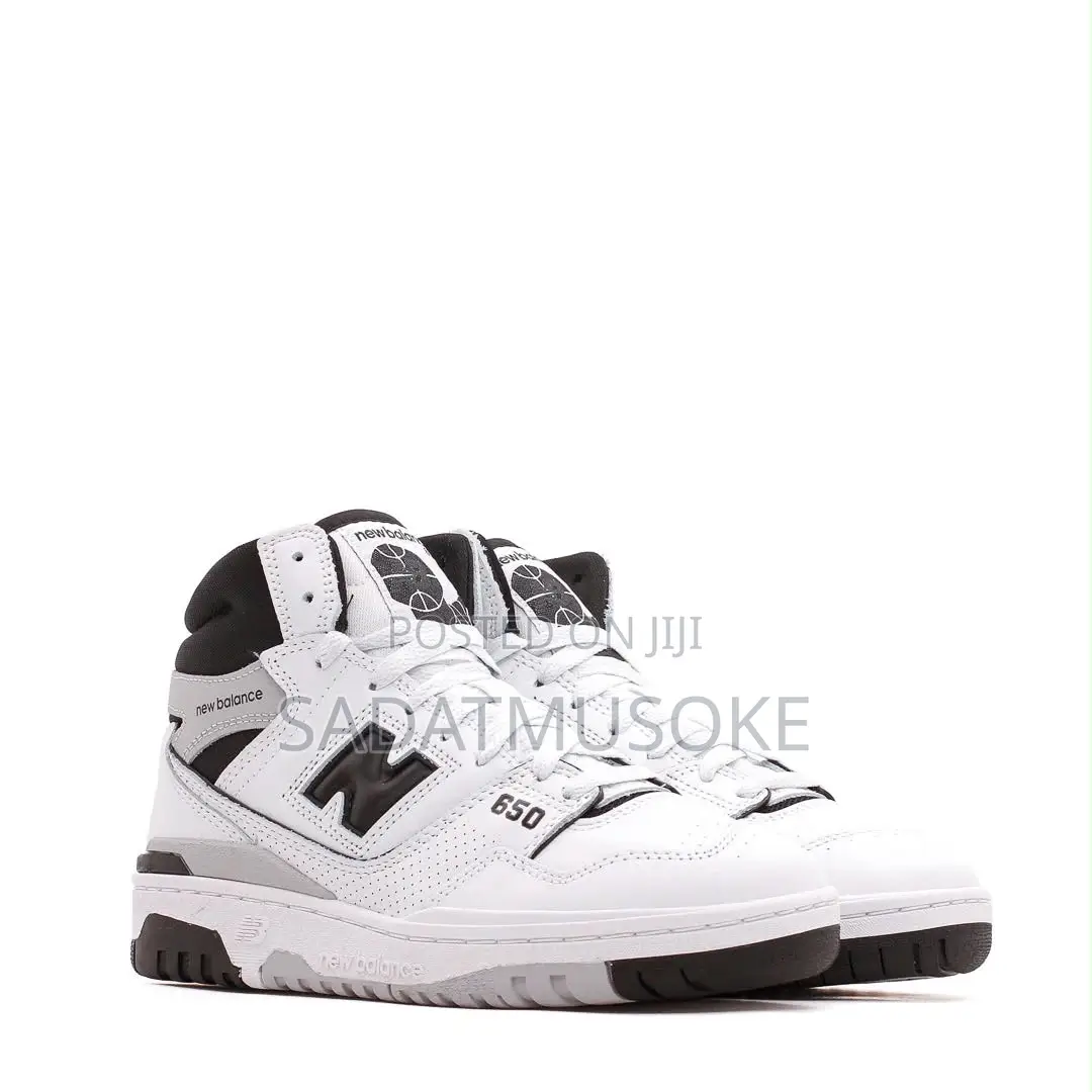 Champions New Balance Unisex - 650