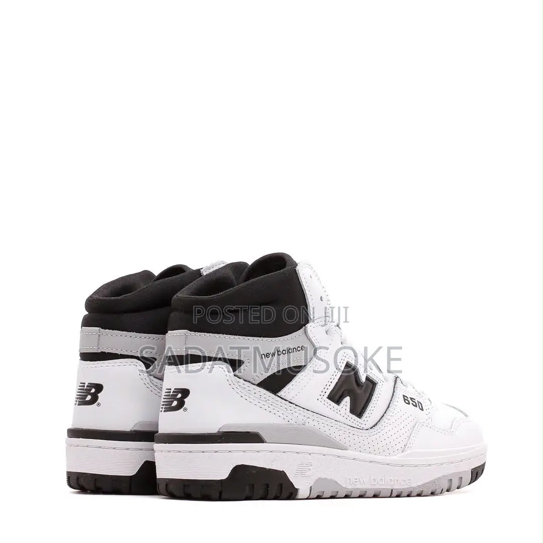 Champions New Balance Unisex - 650