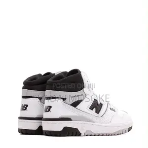 Champions New Balance Unisex - 650