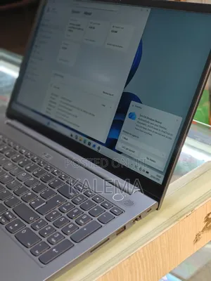 Laptop Lenovo ThinkBook 15 8GB Intel Core i5 HDD+SSD 256GB