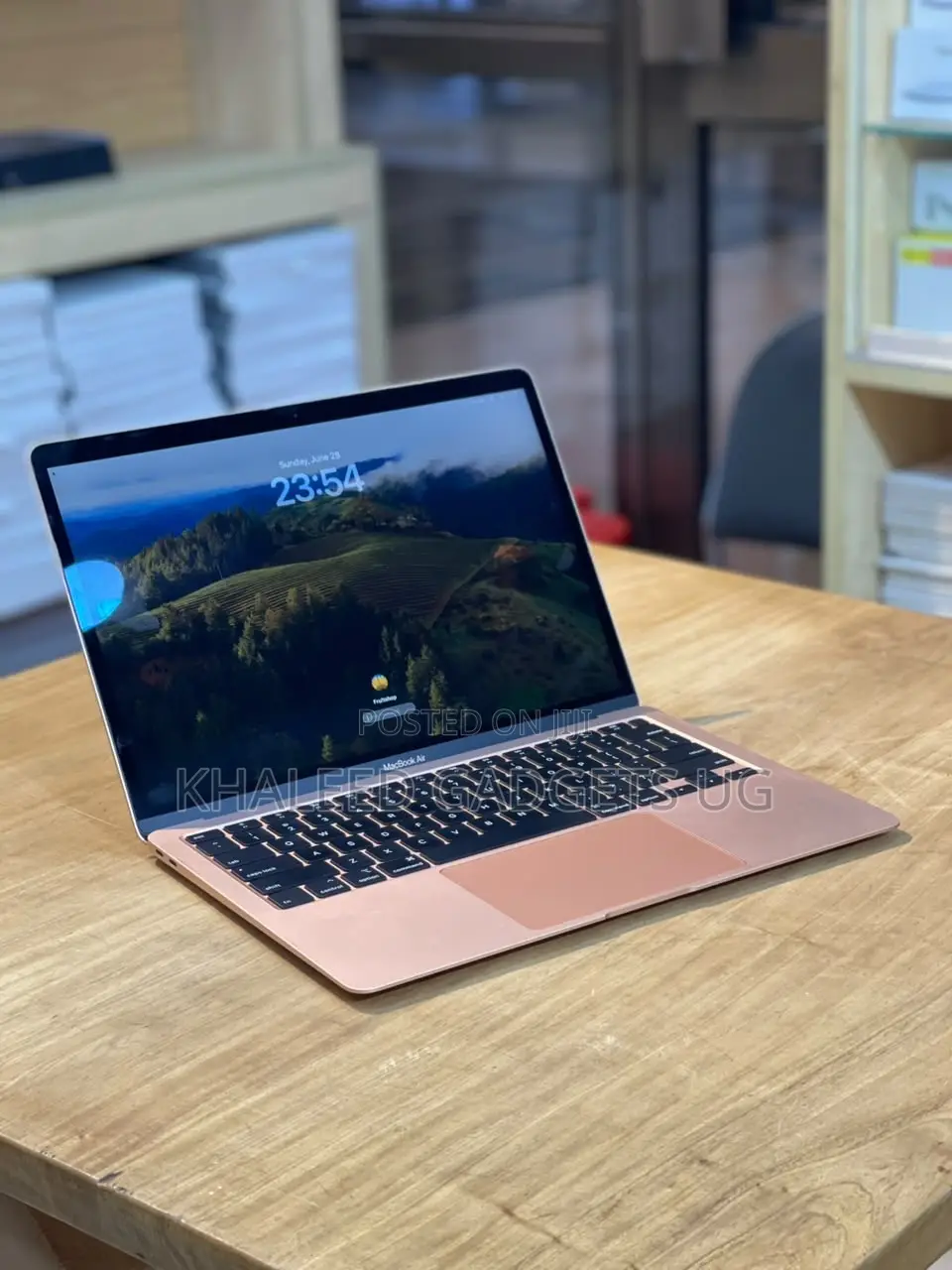 Laptop Apple MacBook Air 2020 8GB Intel Core i5 SSD 256GB