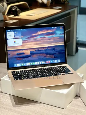 New Laptop Apple MacBook Air 2020 8GB Intel Core i3 SSD 256GB