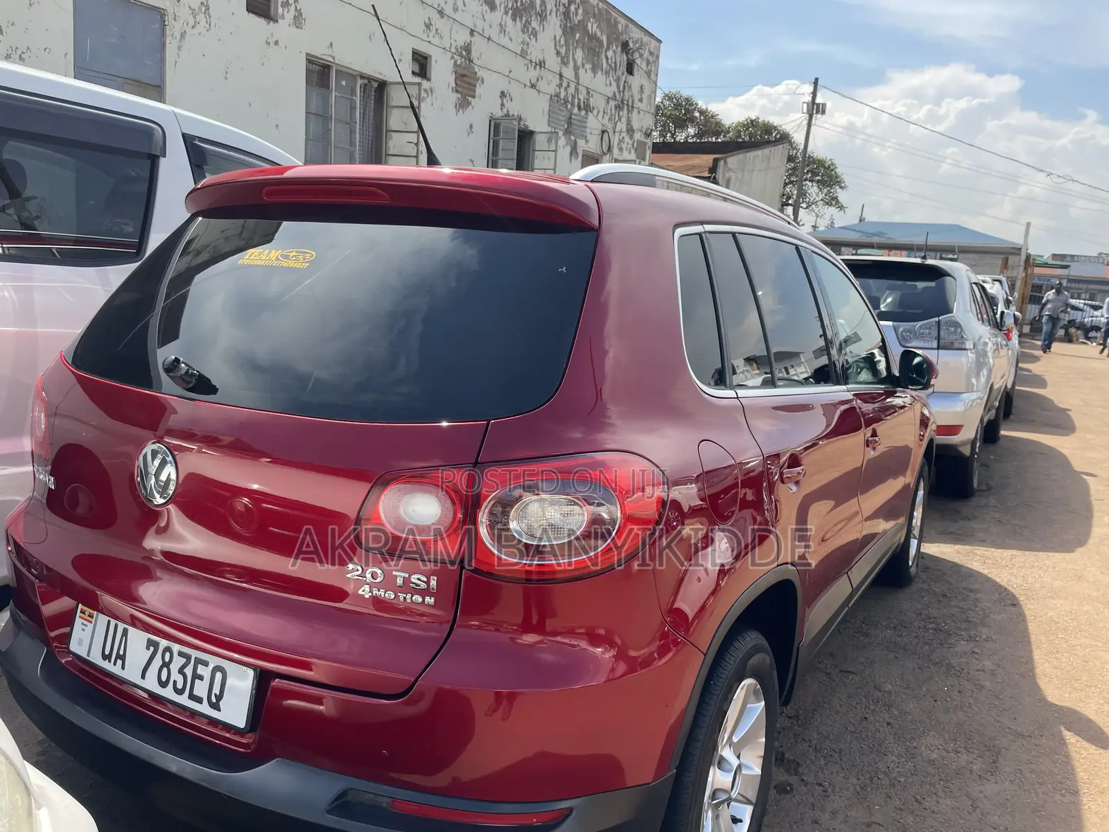 Volkswagen Tiguan 2012 Maroon