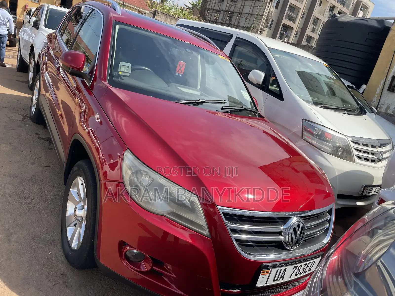 Volkswagen Tiguan 2012 Maroon