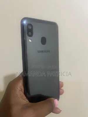 New Samsung Galaxy A20e 32 GB Black