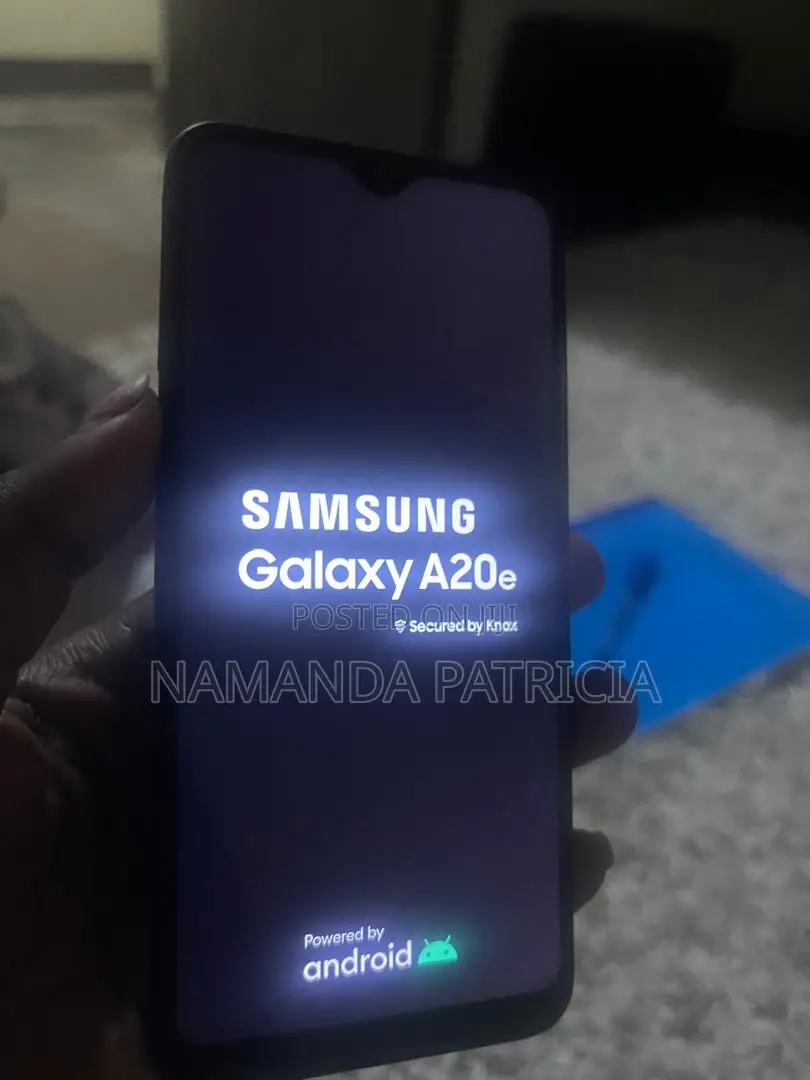 New Samsung Galaxy A20e 32 GB Black