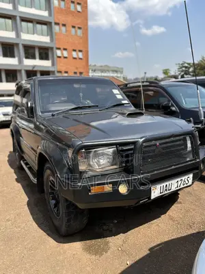 Mitsubishi Pajero Sport 2000 Black