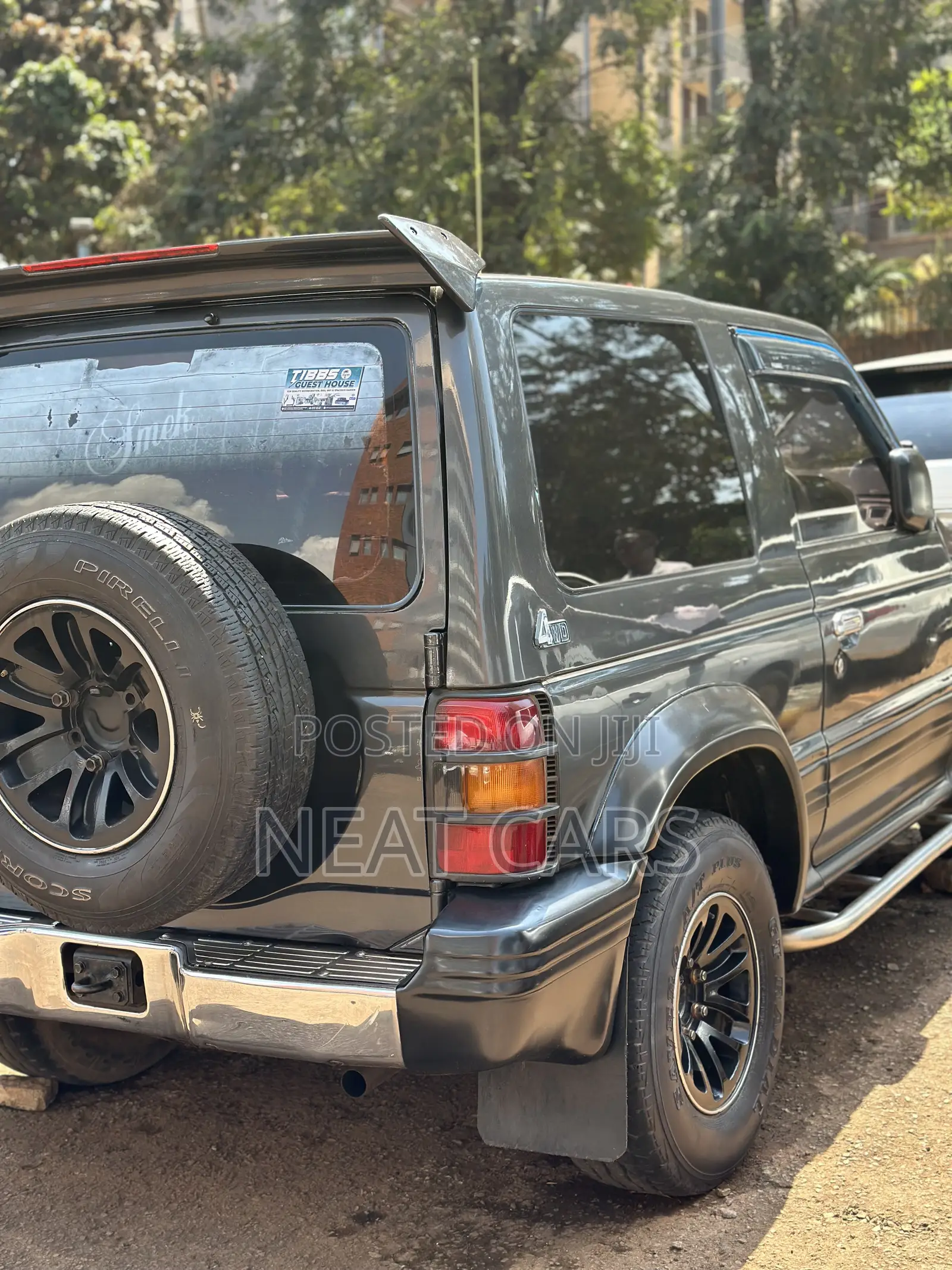 Mitsubishi Pajero Sport 2000 Black