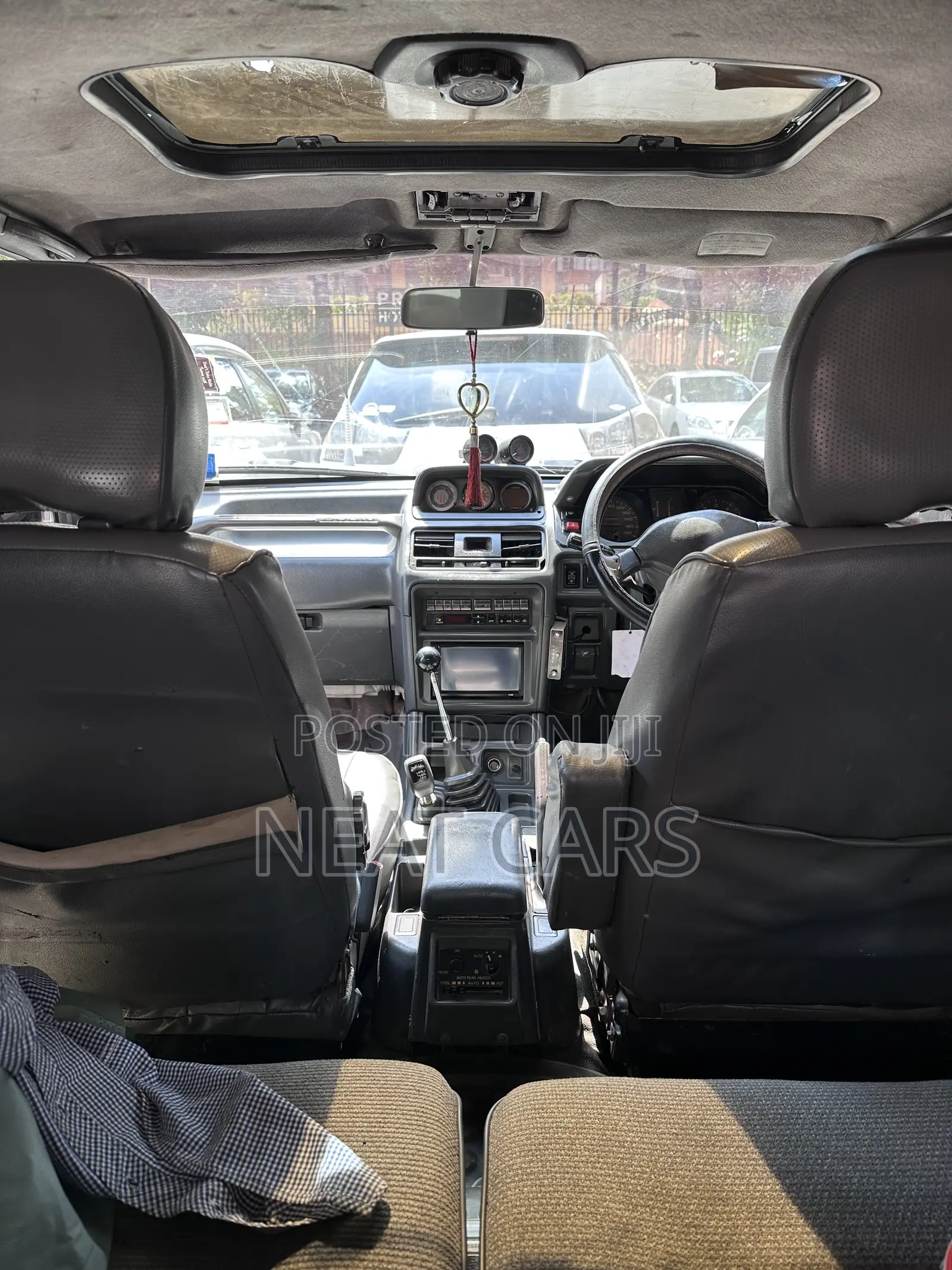Mitsubishi Pajero Sport 2000 Black