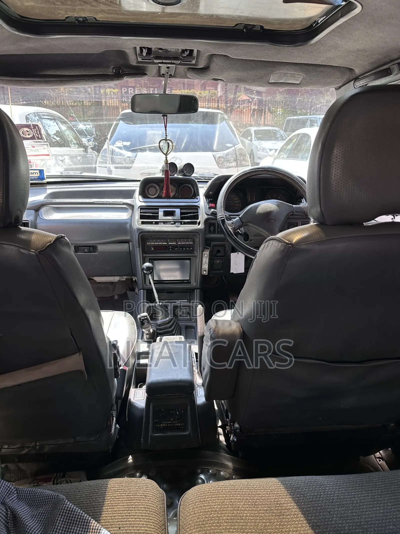 Mitsubishi Pajero Sport 2000 Black