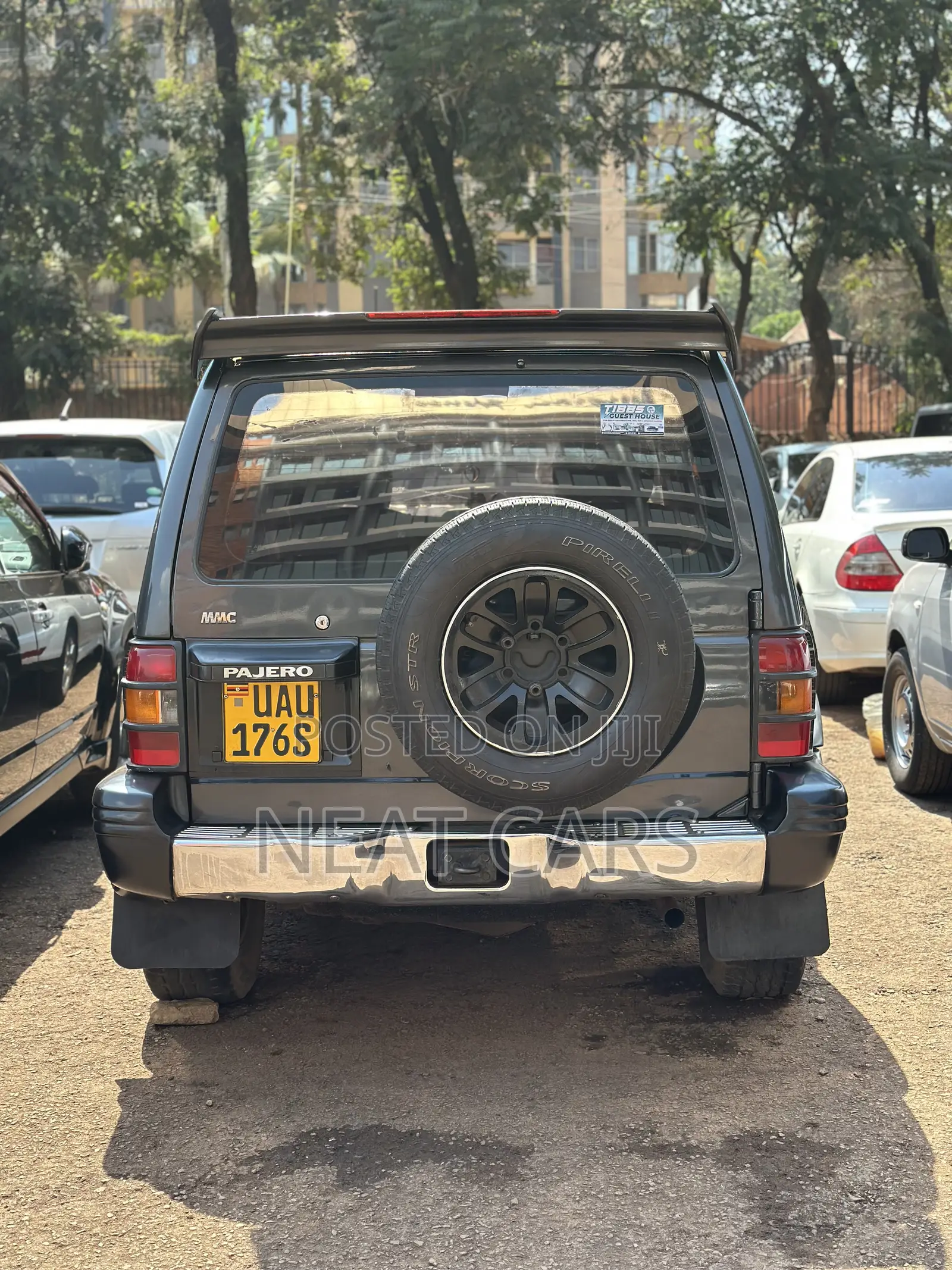 Mitsubishi Pajero Sport 2000 Black