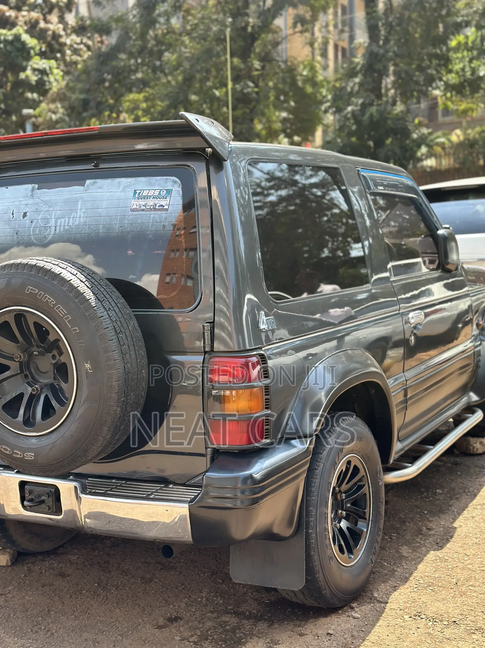 Mitsubishi Pajero Sport 2000 Black