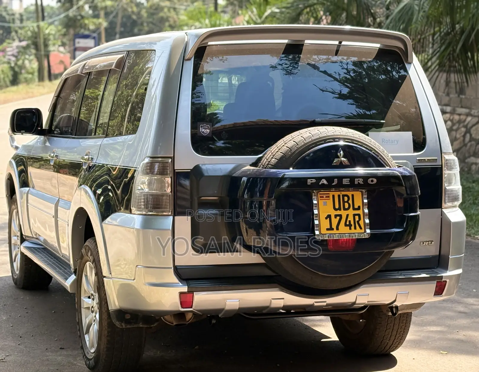 Mitsubishi Pajero 3.2 Di-Dc GLS 2012 Silver