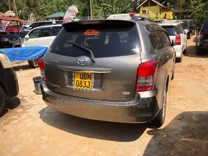 Toyota Corolla Fielder 2011 Green