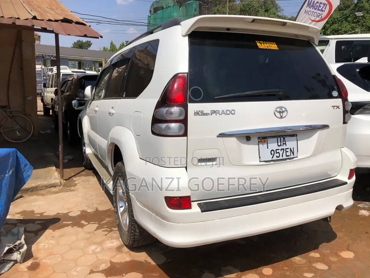 Toyota Land Cruiser Prado 2009 White