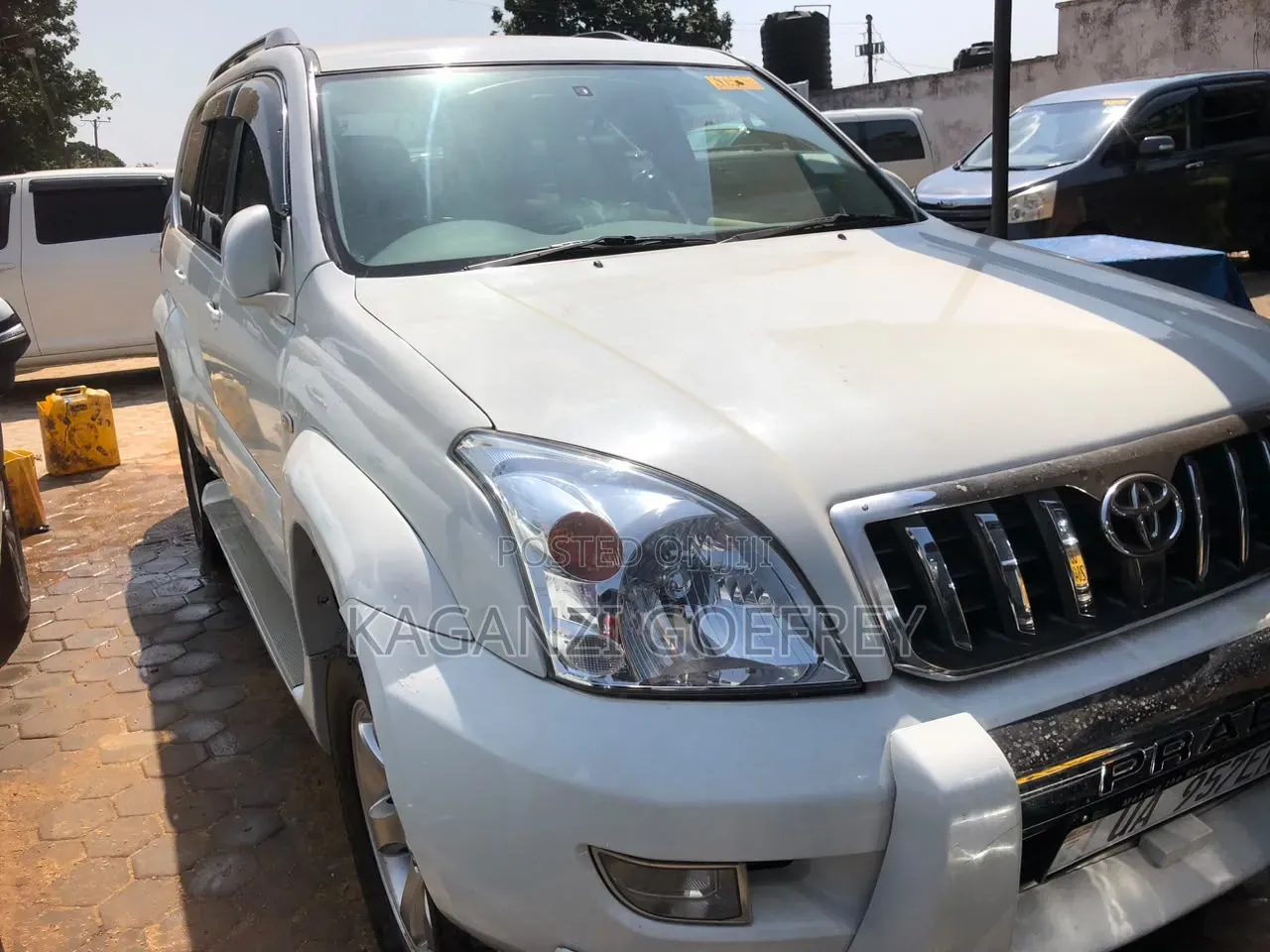 Toyota Land Cruiser Prado 2009 White