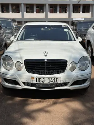 Mercedes-Benz C200 2007 White