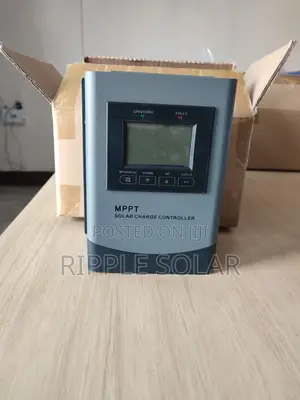 Lithium MPPT Solar Charge Controller 40a 12v 24v Uganda