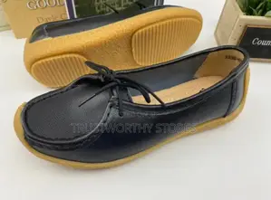 Flat Moccasin