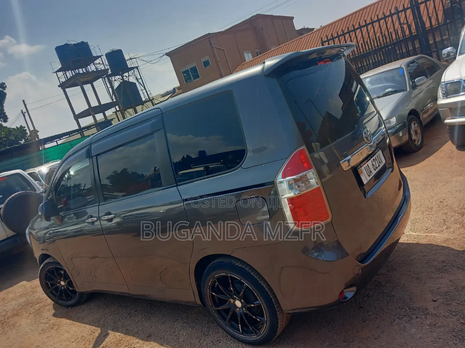 Toyota Noah 2008 Gray