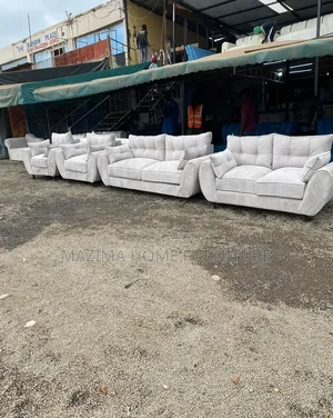 Four (4)Seater Sofa Set {2:2}