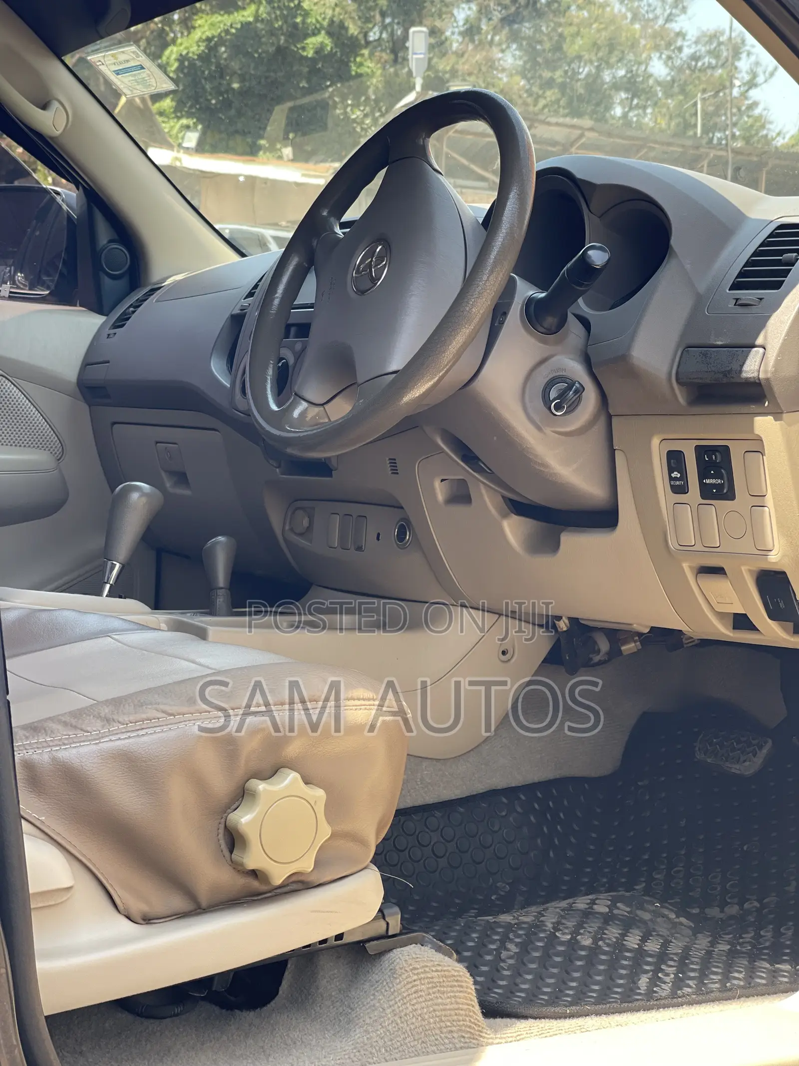 Toyota Hilux 2008 Black